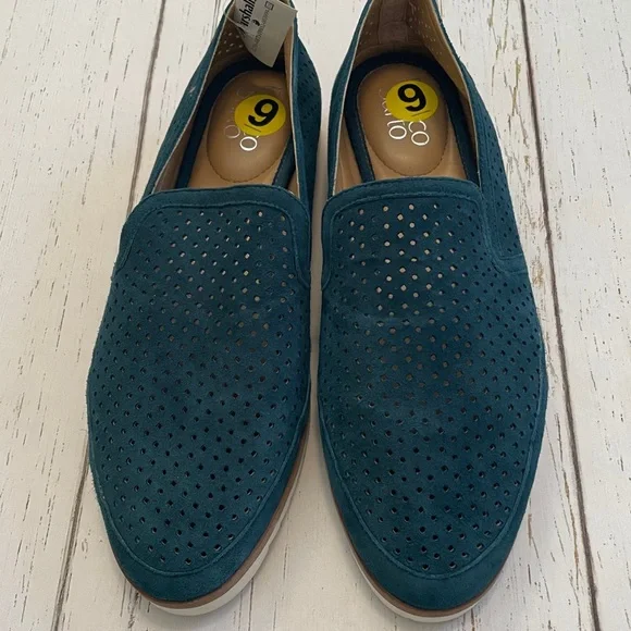 Franco Sarto Hadrea Suede Slip-on Loafer, Blue, size 9, NWT - Picture 4 of 10